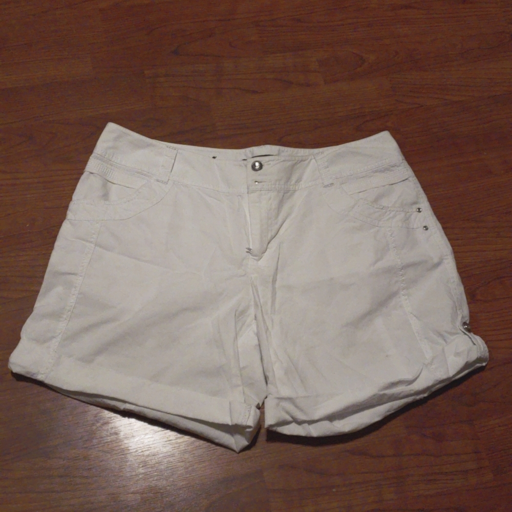 Roll Tab Shorts w/Bling!